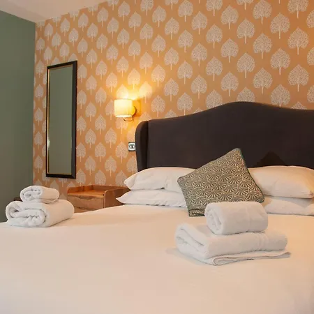 The Cowdray Arms-2